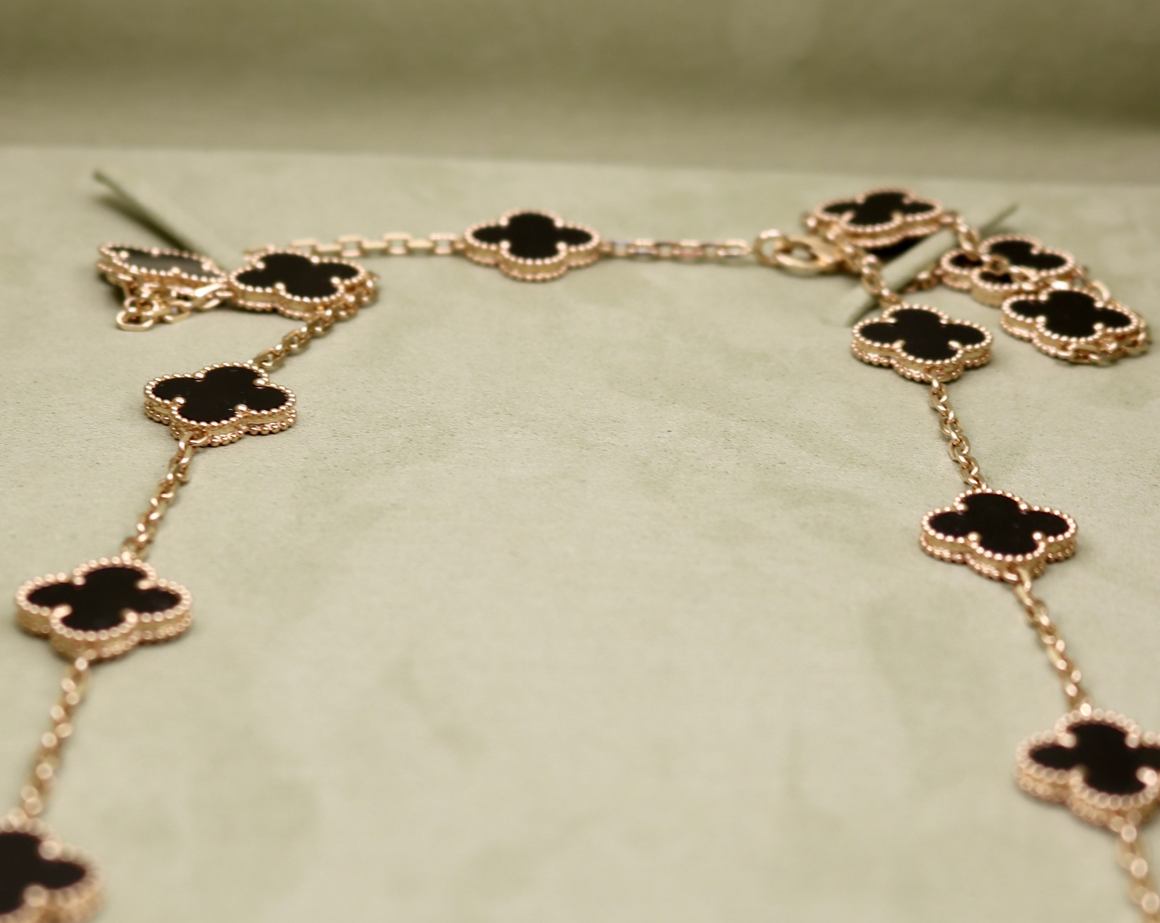 Vintage Alhambra Necklace 2