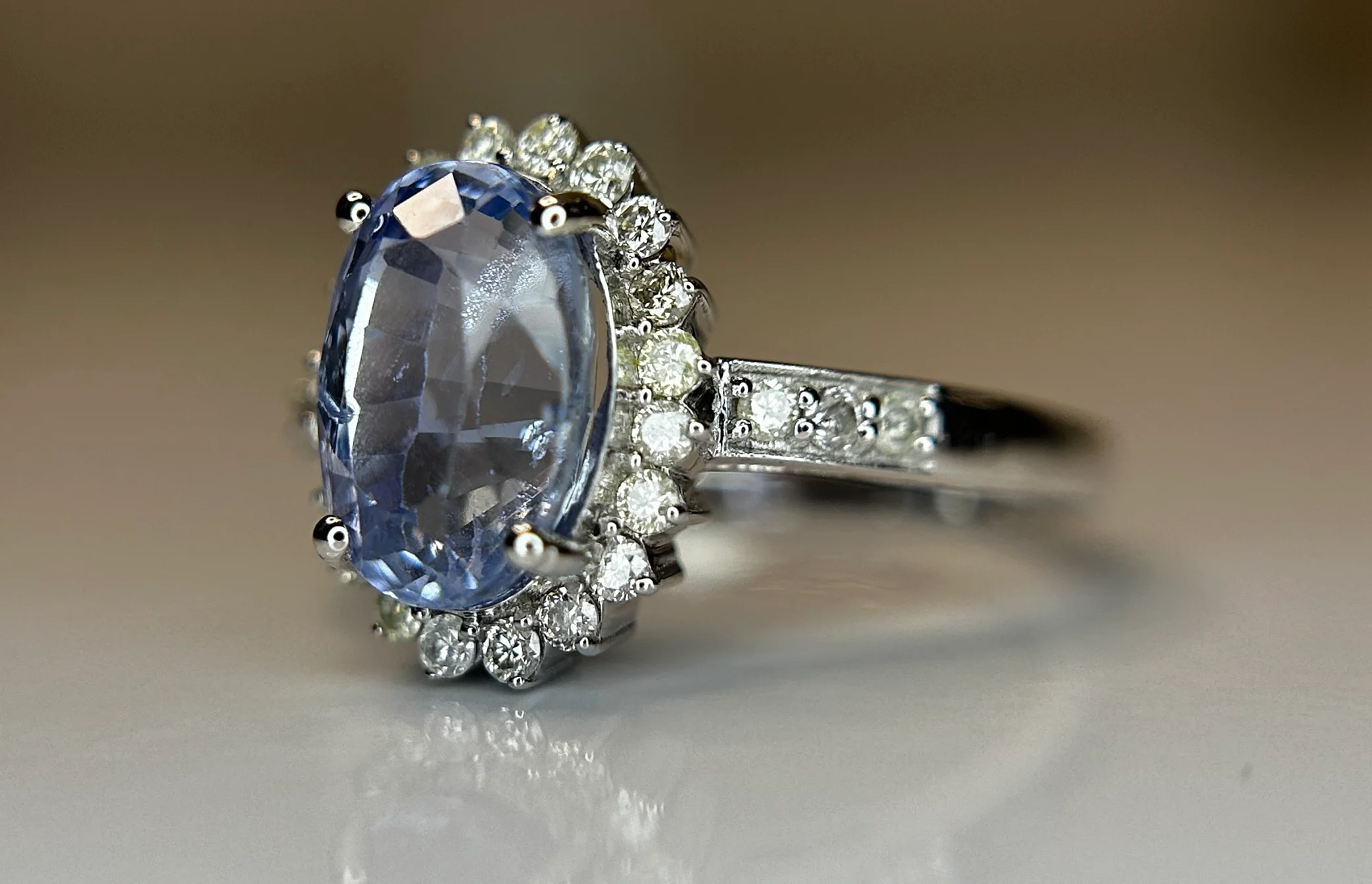 Ceylon Sapphire Ring 1