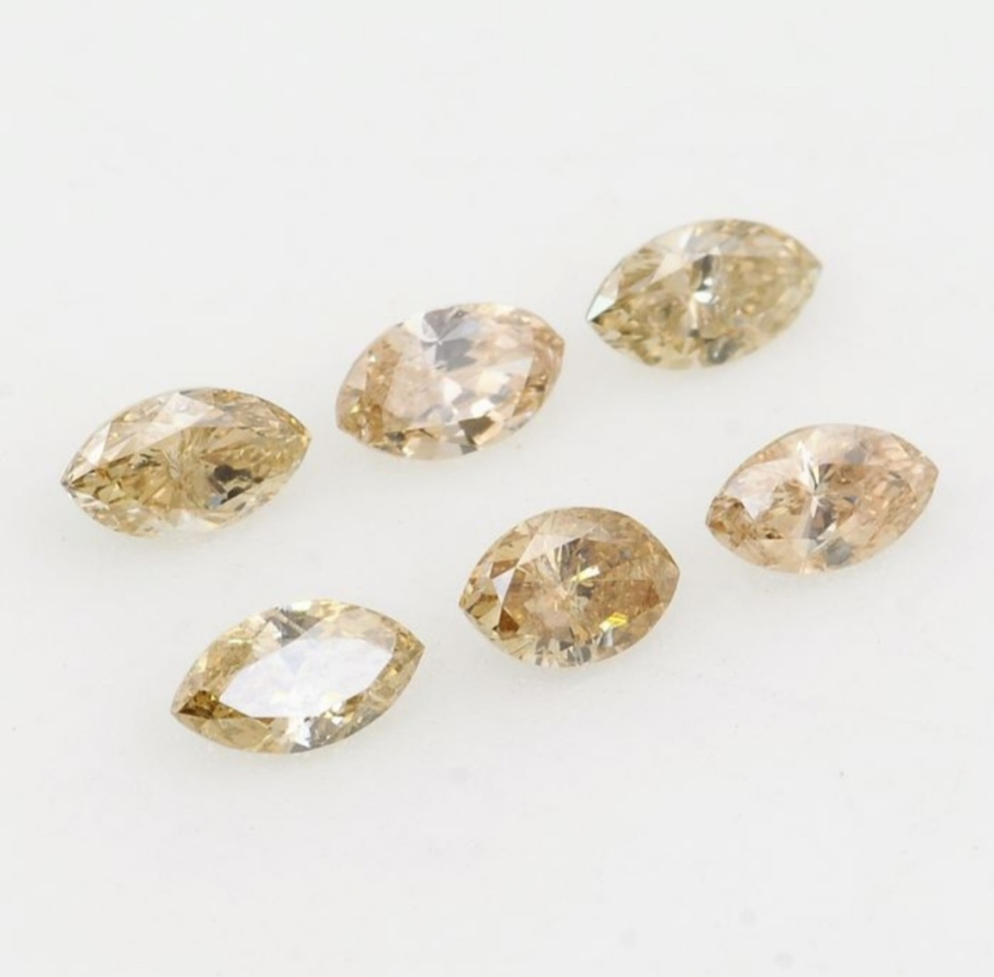 0.59 ct Natural Fancy Yellowish Brown Diamonds 0