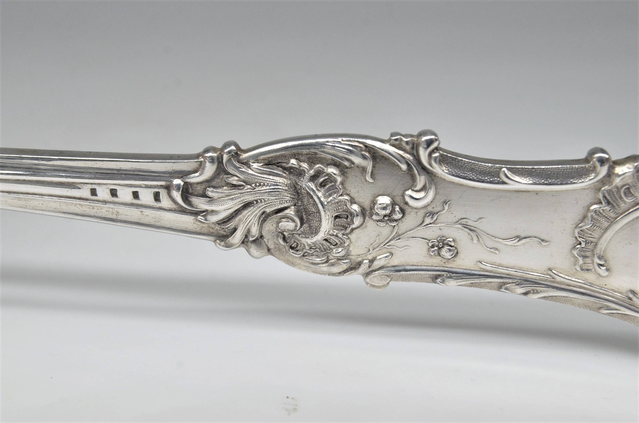 Set of table silverware 9