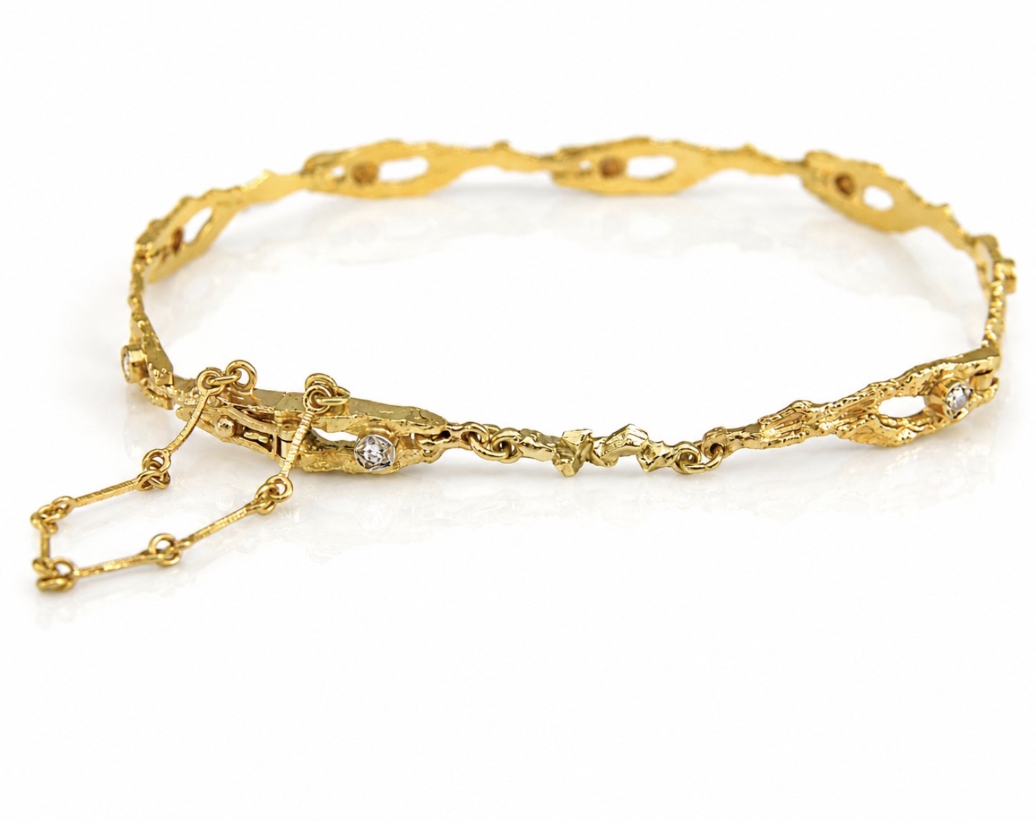 Diamond Pond Bracelet 1