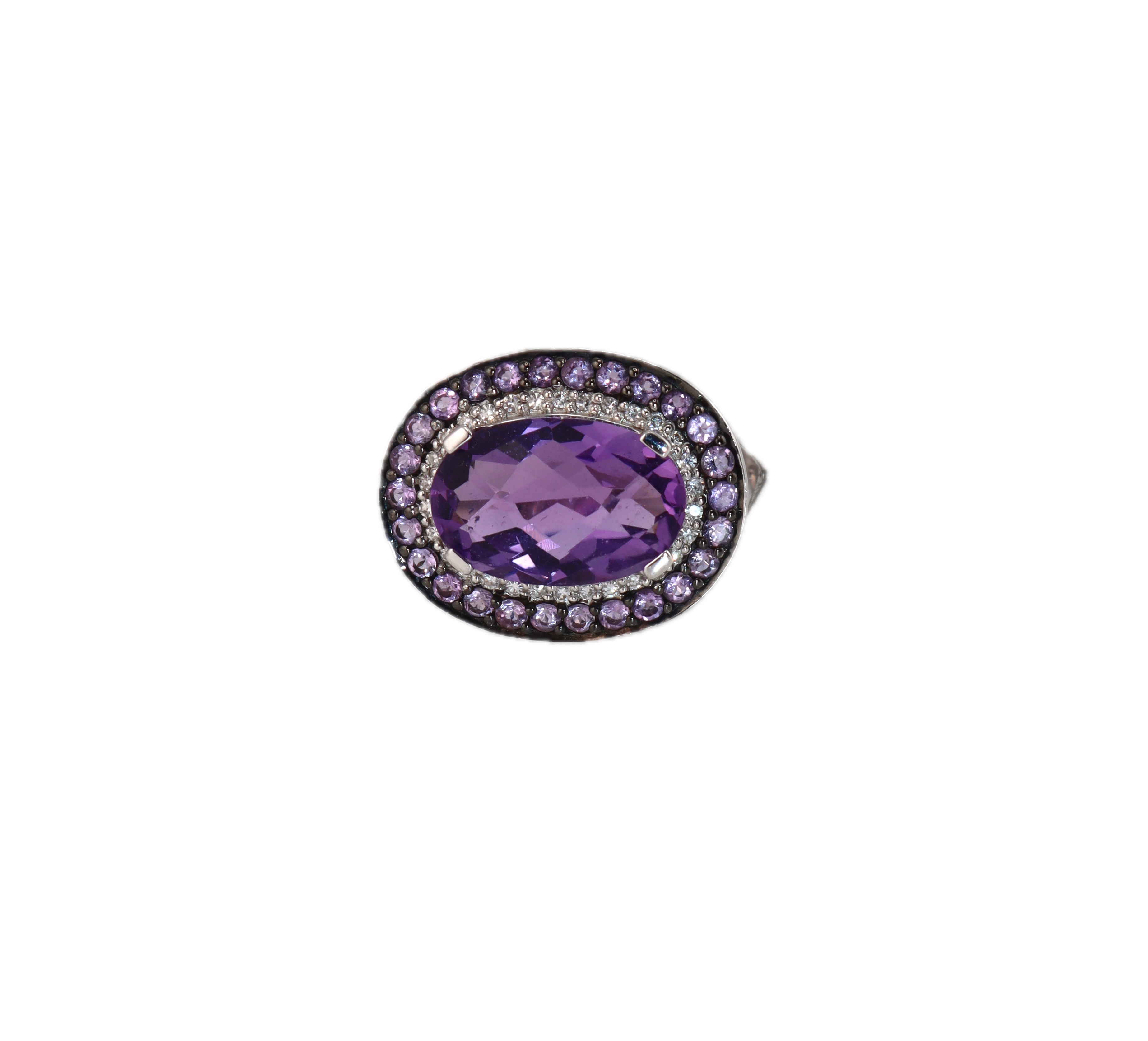 Ring with amethysts and diamonds 1