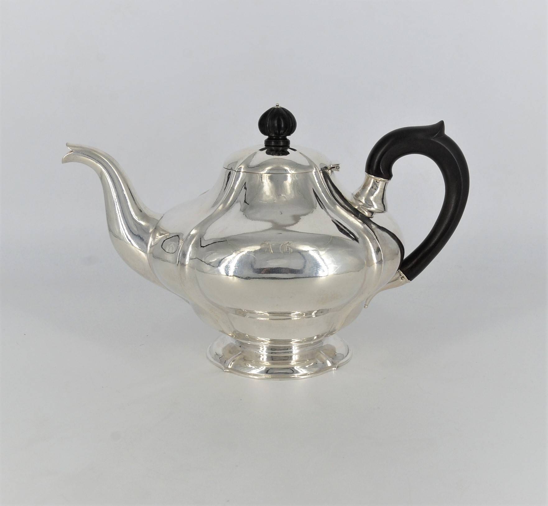 Large tea pot 4