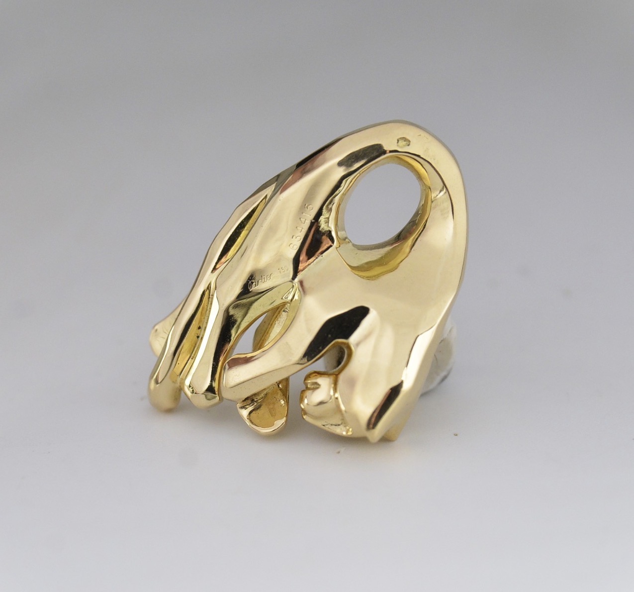Złota zawieszka Panthère de Cartier 3