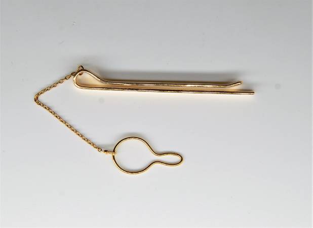 A tie clip / bar 2
