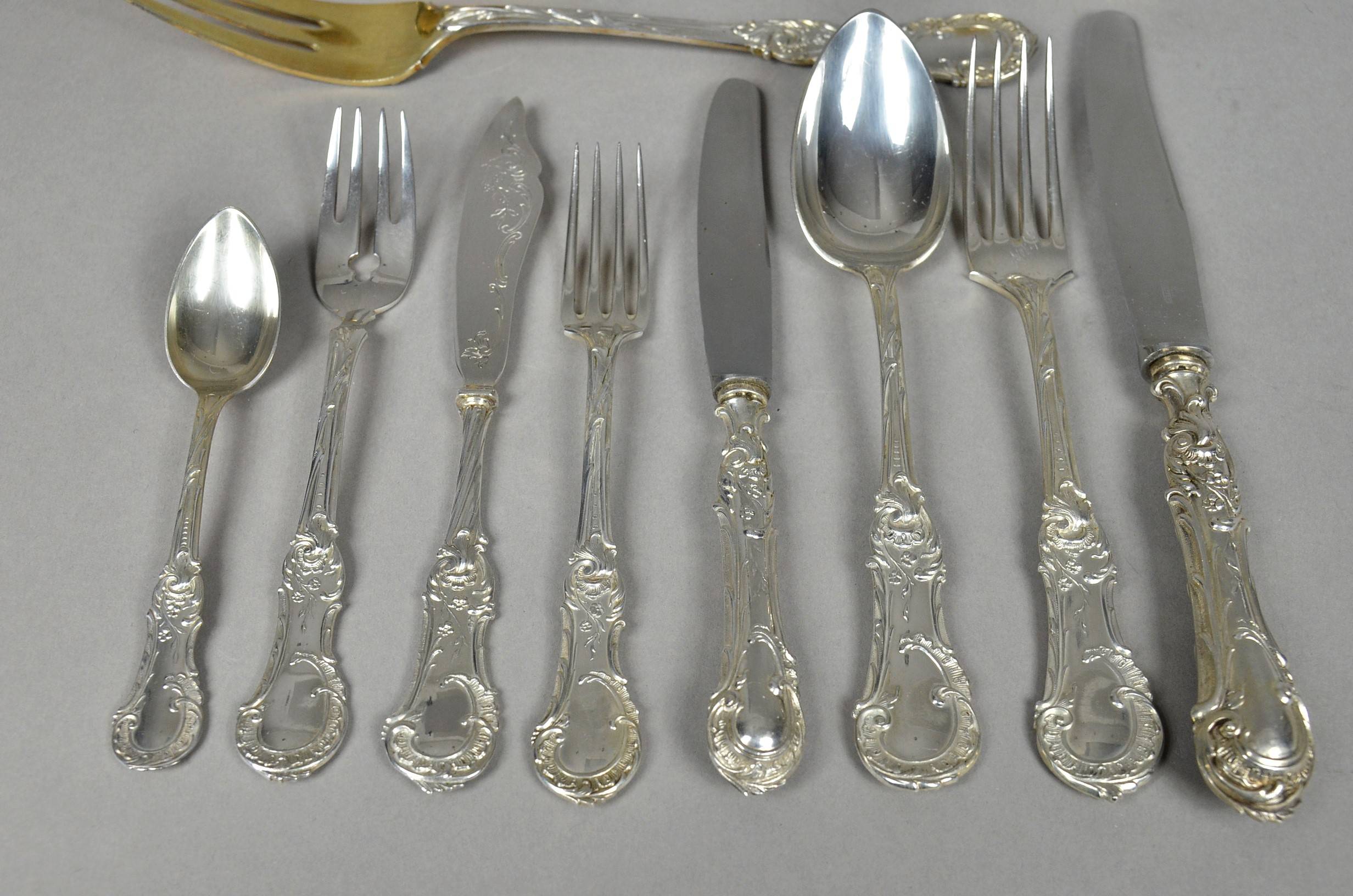 Set of table silverware 5