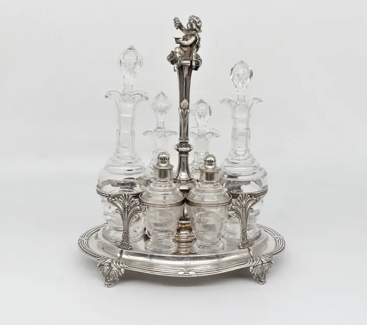 The royal cabaret